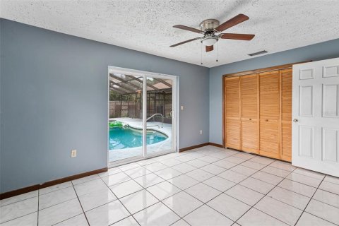 House in Weeki Wachee, Florida 4 bedrooms, 222.5 sq.m. № 1826359 - photo 20