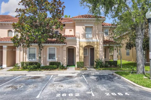 Townhouse in Kissimmee, Florida 3 bedrooms, 110.27 sq.m. № 2012287 - photo 2