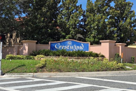 Adosado en venta en Kissimmee, Florida, 3 dormitorios, 110.27 m2 № 2012287 - foto 2