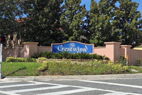 Townhouse in Kissimmee, Florida 3 bedrooms, 110.27 sq.m. № 2012287 - photo 5