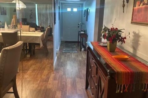 Copropriété à louer à Lake Worth, Floride: 1 chambre, 123.56 m2 № 2185298 - photo 5