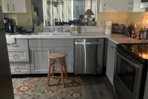 Copropriété à louer à Lake Worth, Floride: 1 chambre, 123.56 m2 № 2185298 - photo 11