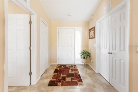 House in Englewood, Florida 3 bedrooms, 171.96 sq.m. № 1640165 - photo 17