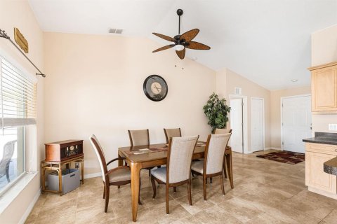 House in Englewood, Florida 3 bedrooms, 171.96 sq.m. № 1640165 - photo 16