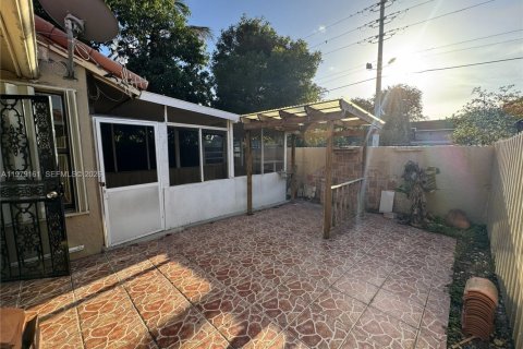 Купить таунхаус в Хайалиа, Флорида 3 спальни, 142.79м2, № 2047860 - фото 28