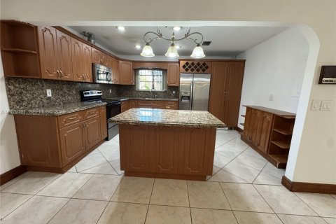 Купить таунхаус в Хайалиа, Флорида 3 спальни, 142.79м2, № 2047860 - фото 12