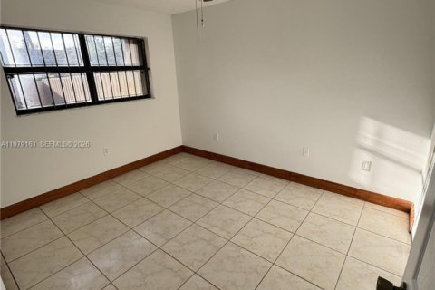 Купить таунхаус в Хайалиа, Флорида 3 спальни, 142.79м2, № 2047860 - фото 26