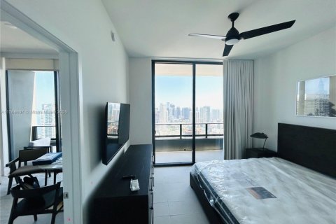 Condominio en venta en Miami, Florida, 1 dormitorio, 63.08 m2 № 1716413 - foto 17