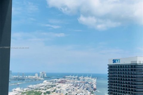 Condominio en venta en Miami, Florida, 1 dormitorio, 63.08 m2 № 1716413 - foto 8