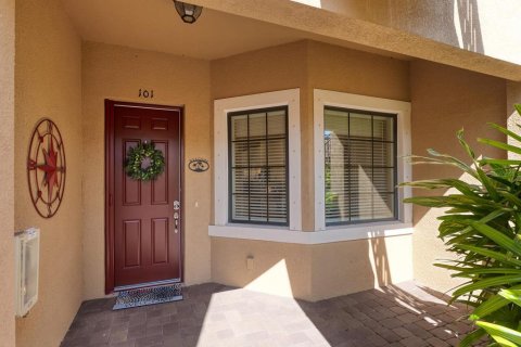Condominio en venta en Lakewood Ranch, Florida, 2 dormitorios, 141.95 m2 № 1885015 - foto 7