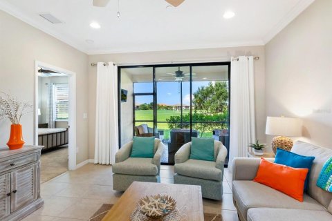 Condominio en venta en Lakewood Ranch, Florida, 2 dormitorios, 141.95 m2 № 1885015 - foto 14
