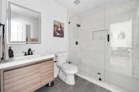 Casa en venta en Saint Petersburg, Florida, 4 dormitorios, 190.17 m2 № 2123325 - foto 10