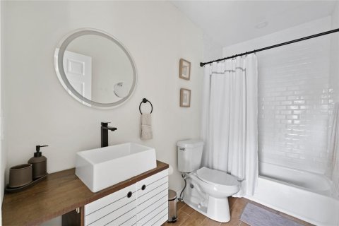 Casa en venta en Saint Petersburg, Florida, 4 dormitorios, 190.17 m2 № 2123325 - foto 15