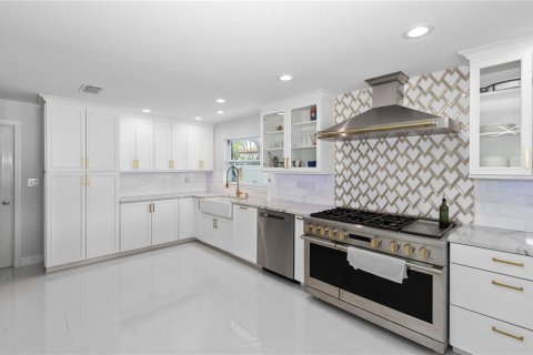 Villa ou maison à vendre à Saint Petersburg, Floride: 3 chambres, 210.42 m2 № 1628722 - photo 25