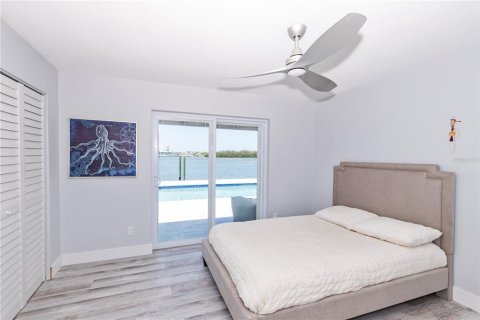 Villa ou maison à vendre à Saint Petersburg, Floride: 3 chambres, 210.42 m2 № 1628722 - photo 30