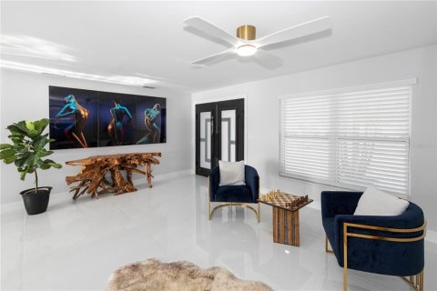 Villa ou maison à vendre à Saint Petersburg, Floride: 3 chambres, 210.42 m2 № 1628722 - photo 15