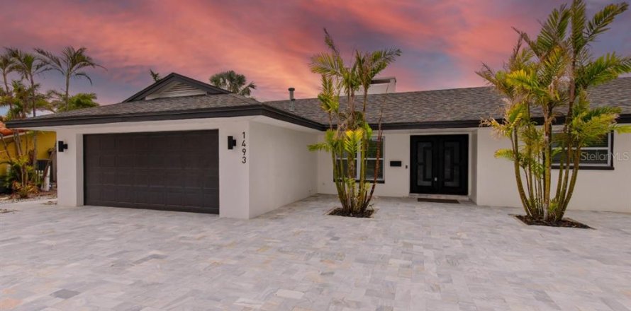 Villa ou maison à Saint Petersburg, Floride 3 chambres, 210.42 m2 № 1628722