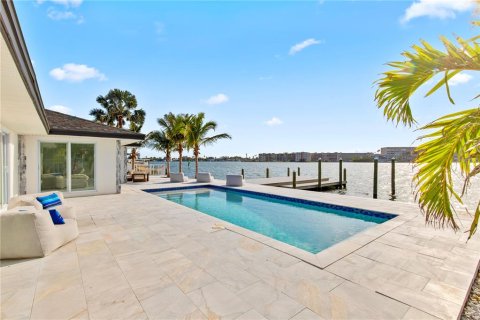 Villa ou maison à vendre à Saint Petersburg, Floride: 3 chambres, 210.42 m2 № 1628722 - photo 5