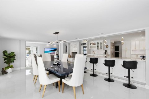 Villa ou maison à vendre à Saint Petersburg, Floride: 3 chambres, 210.42 m2 № 1628722 - photo 21