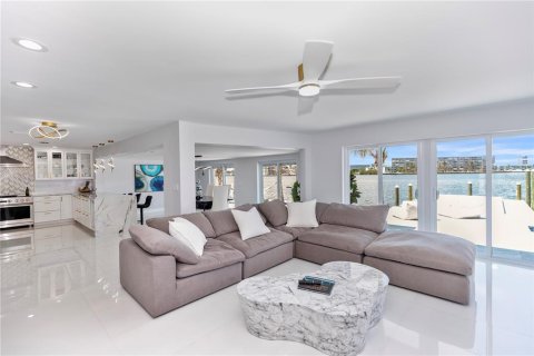 Villa ou maison à vendre à Saint Petersburg, Floride: 3 chambres, 210.42 m2 № 1628722 - photo 16