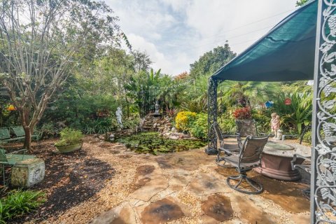 House in Mount Dora, Florida 2 bedrooms, 111.48 sq.m. № 2234430 - photo 29