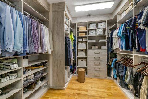 Casa en venta en Pinecrest, Florida, 7 dormitorios, 586.96 m2 № 1970317 - foto 9