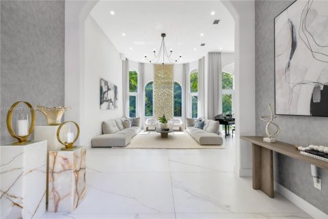 Casa en venta en Pinecrest, Florida, 7 dormitorios, 586.96 m2 № 1970317 - foto 17