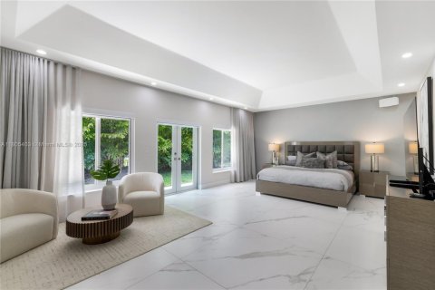 Casa en venta en Pinecrest, Florida, 7 dormitorios, 586.96 m2 № 1970317 - foto 6