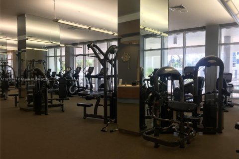 Condo in Bal Harbour, Florida, 1 bedroom  № 1768744 - photo 22