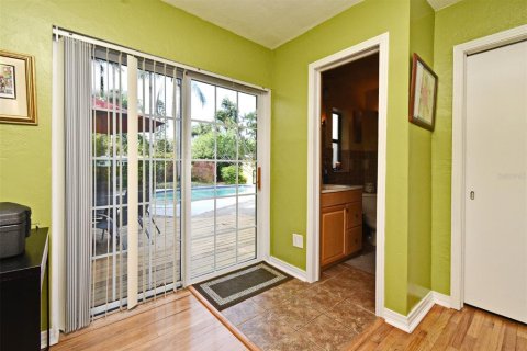 House in Orlando, Florida 3 bedrooms, 150.97 sq.m. № 1749368 - photo 25