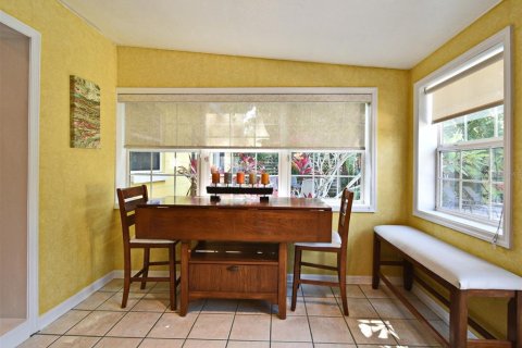 House in Orlando, Florida 3 bedrooms, 150.97 sq.m. № 1749368 - photo 15