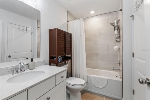 Condo in Newberry, Florida, 3 bedrooms № 2195221 - photo 13