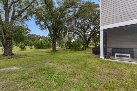 Condo in Newberry, Florida, 3 bedrooms № 2195221 - photo 16