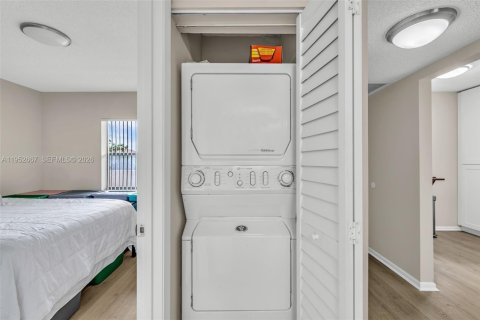 Купить кондоминиум в Коконат Крик, Флорида 2 спальни, 90.12м2, № 2007777 - фото 28