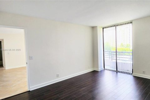 Купить кондоминиум в Авентура, Флорида 2 спальни, 105.35м2, № 1713746 - фото 20