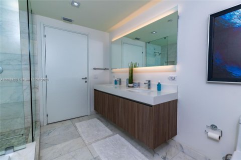 Copropriété à louer à Fort Lauderdale, Floride: 2 chambres, 119.29 m2 № 1864629 - photo 27