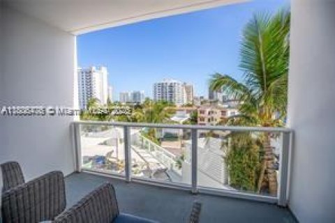 Copropriété à louer à Fort Lauderdale, Floride: 2 chambres, 119.29 m2 № 1864629 - photo 26