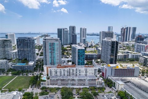 Condominio en venta en Miami, Florida, 2 dormitorios, 112.88 m2 № 2430160 - foto 28