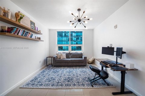 Condominio en venta en Miami, Florida, 2 dormitorios, 112.88 m2 № 2430160 - foto 13
