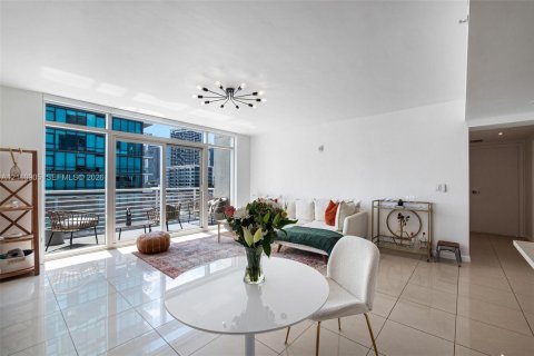 Condominio en venta en Miami, Florida, 2 dormitorios, 112.88 m2 № 2430160 - foto 5