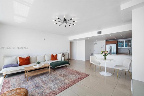 Condominio en venta en Miami, Florida, 2 dormitorios, 112.88 m2 № 2430160 - foto 4
