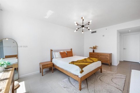 Condominio en venta en Miami, Florida, 2 dormitorios, 112.88 m2 № 2430160 - foto 18