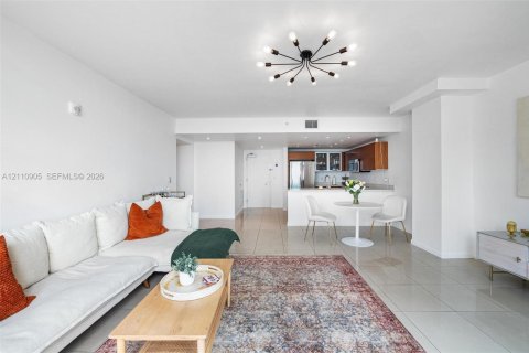Condominio en venta en Miami, Florida, 2 dormitorios, 112.88 m2 № 2430160 - foto 6
