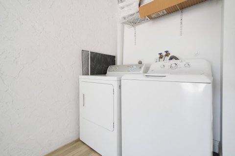 Купить коммерческую недвижимость в Бока-Ратон, Флорида 355.63м2, № 2083237 - фото 21