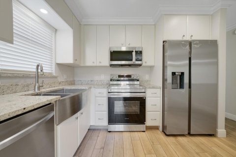 Купить коммерческую недвижимость в Бока-Ратон, Флорида 355.63м2, № 2083237 - фото 12