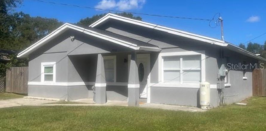 Villa ou maison à Tampa, Floride 3 chambres, 104.98 m2 № 2208273