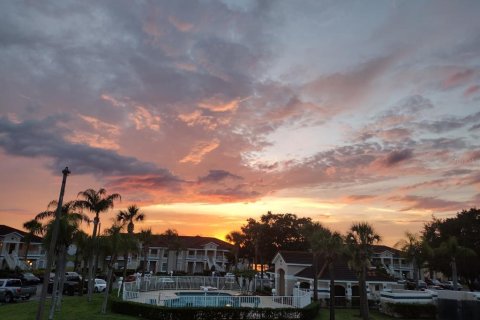 Condo in Orlando, Florida, 2 bedrooms  № 2196723 - photo 5