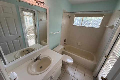 Casa en venta en Valrico, Florida, 4 dormitorios, 210.05 m2 № 1918183 - foto 17