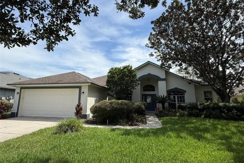 Casa en venta en Valrico, Florida, 4 dormitorios, 210.05 m2 № 1918183 - foto 1