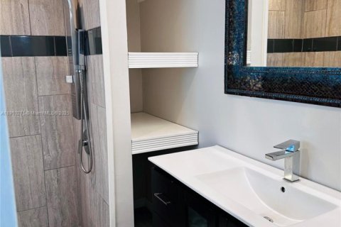 Купить виллу или дом в Санрайз, Флорида 7 комнат, 162.58м2, № 1966715 - фото 19